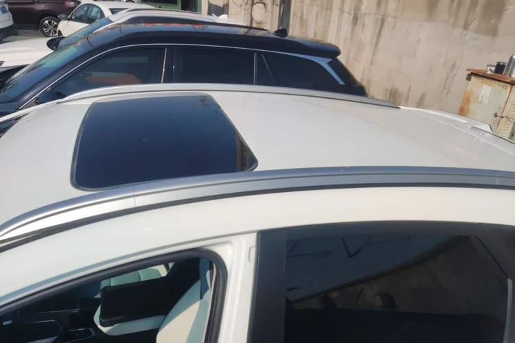 Used Geely Auto Emgrand S 2022 1.4T CVT Crossover Player Edition