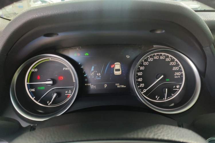 Used Toyota Camry 2018 Dual-Engine 2.5 HG Luxury Edition
