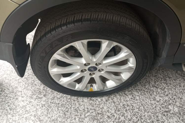 Used Ford Kuga 2013 2.0L GTDi Four-Wheel Drive Premium Model
