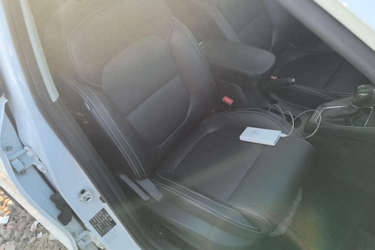 Used MG ZS 2018 1.5L Automatic Luxury Edition China V Standard
