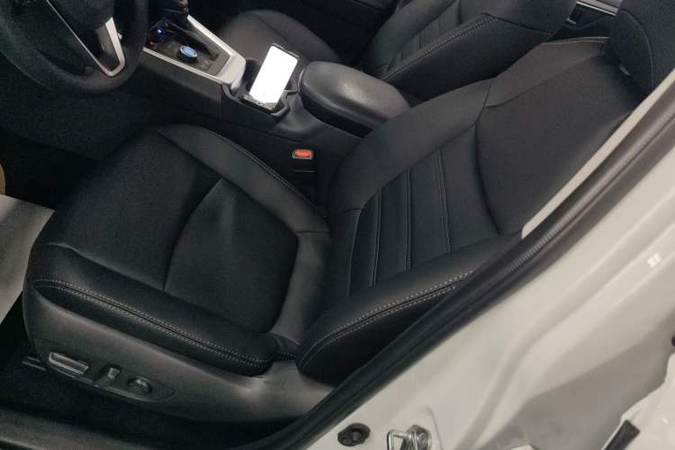 Used Toyota RAV4 2020 2.0L CVT 4x4 Trend Edition
