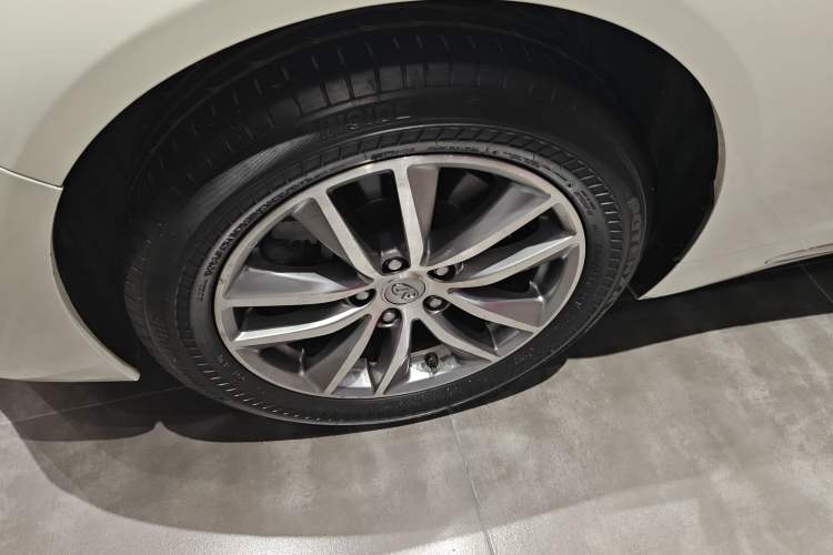 Used Infiniti Q50L 2018 2.0T Comfort Edition China VI Standard
