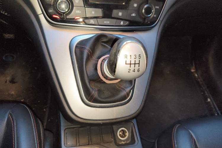 Used Haval M6 2017 1.5T Manual Two-Wheel Drive Elite Model