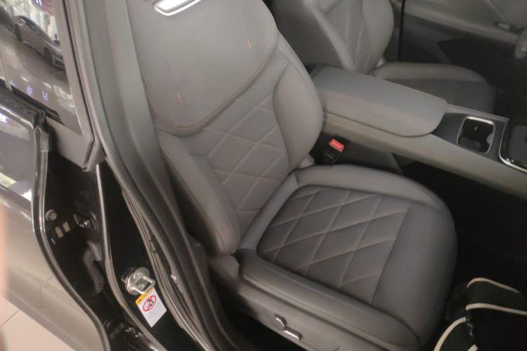 Used  S05 2024 510Max Pure Electric Version
