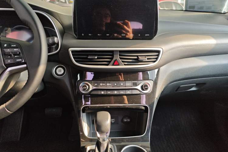 Used Hyundai Tucson 2019 280TGDi Dual-Clutch Two-Wheel Drive Fashion Edition China V Standard