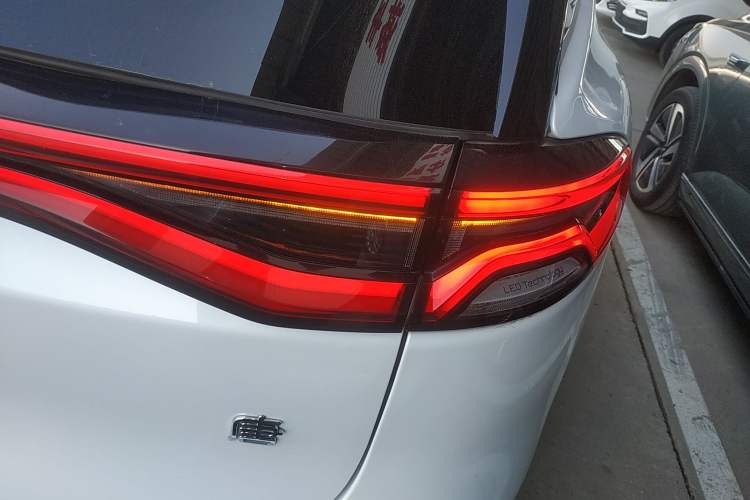 Used BYD Tang New Energy 2023 DM-i Champion Edition 112KM Prestige Model
