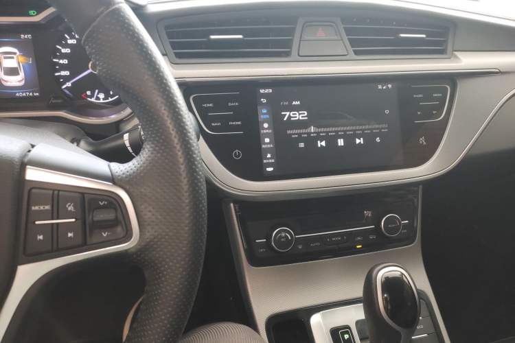 Used Geely Auto Emgrand GL 2018 1.4T DCT Elite Smart Connectivity Version
