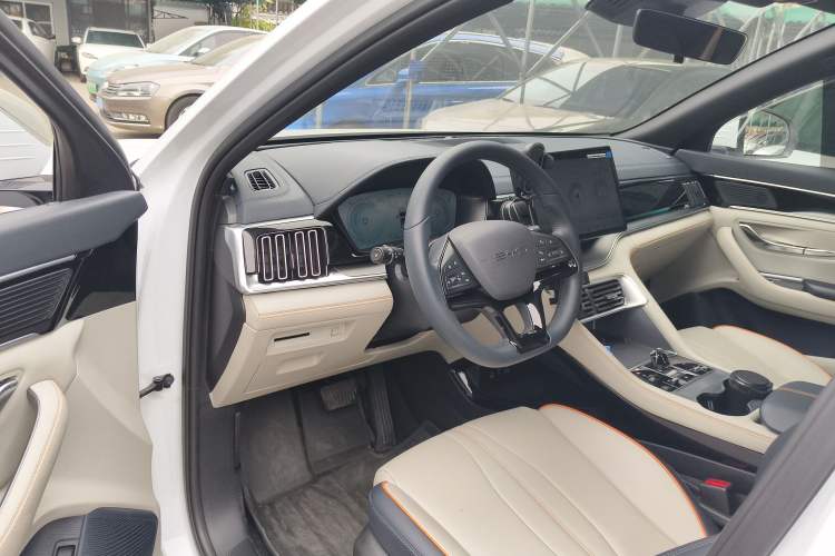 Used BYD Song PLUS New Energy 2024 Honor Edition EV 520km Premium Model
