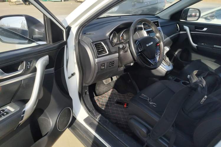 Used Haval M6 2019 1.5T DCT Two-Wheel Drive Elite Version China VI Standard
