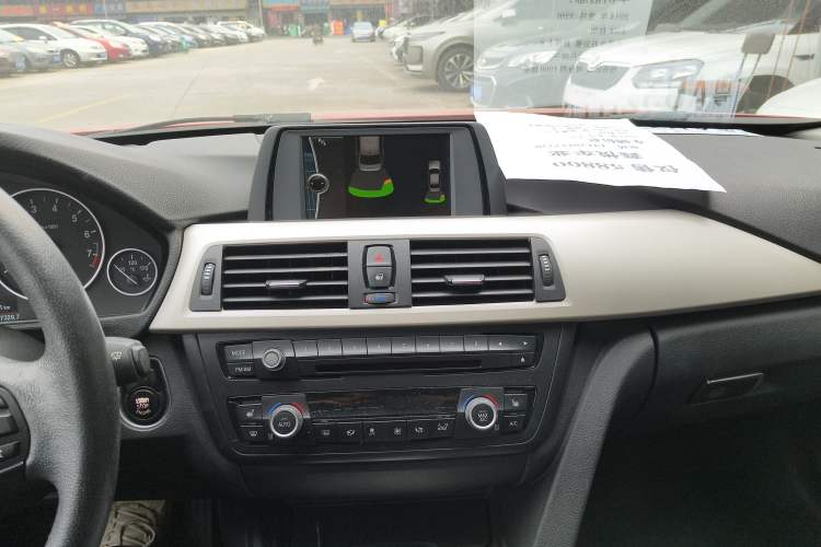 Used BMW 3 Series 2014 320i Sport Edition