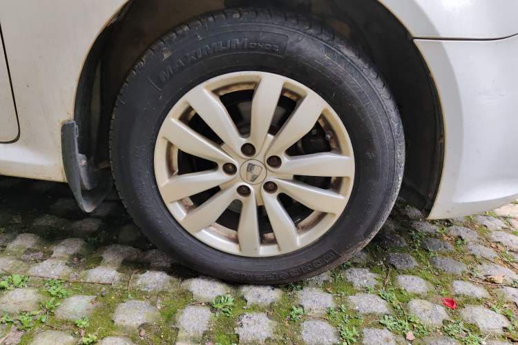 Used Roewe 350 2014 1.5L Automatic Xunda Edition