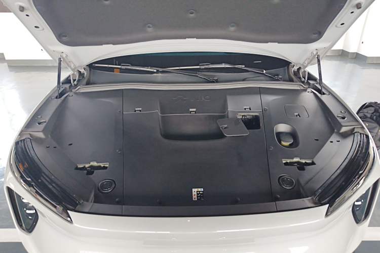 Used Nio ES6 2023 75 kWh
