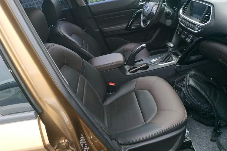 Used GAC Trumpchi GS4 2015 200T G-DCT Luxury Edition
