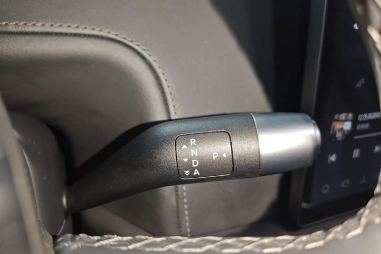 Used Li Auto L8 2023 Pro Model