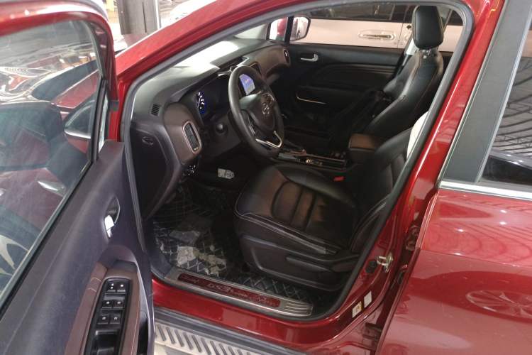 Used GAC Trumpchi GS3 2017 200T Automatic Luxury Edition
