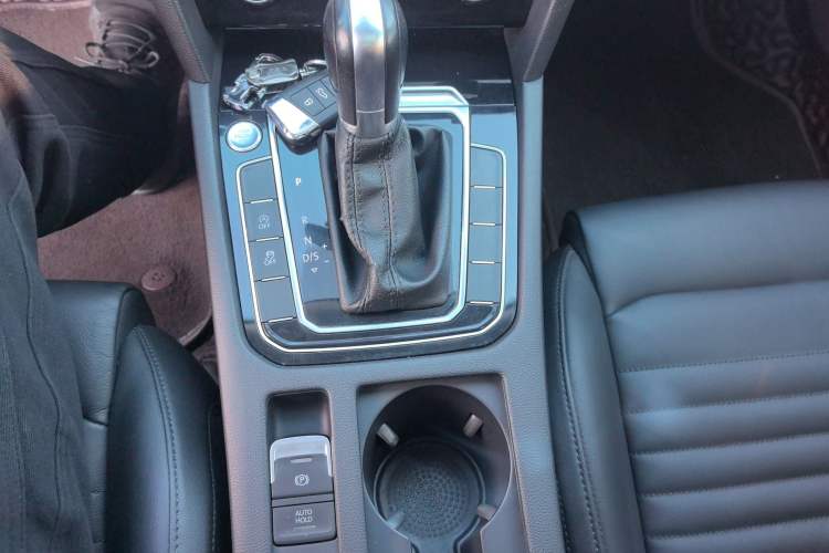 Used Volkswagen Magotan 2018 330TSI DSG Advanced Model
