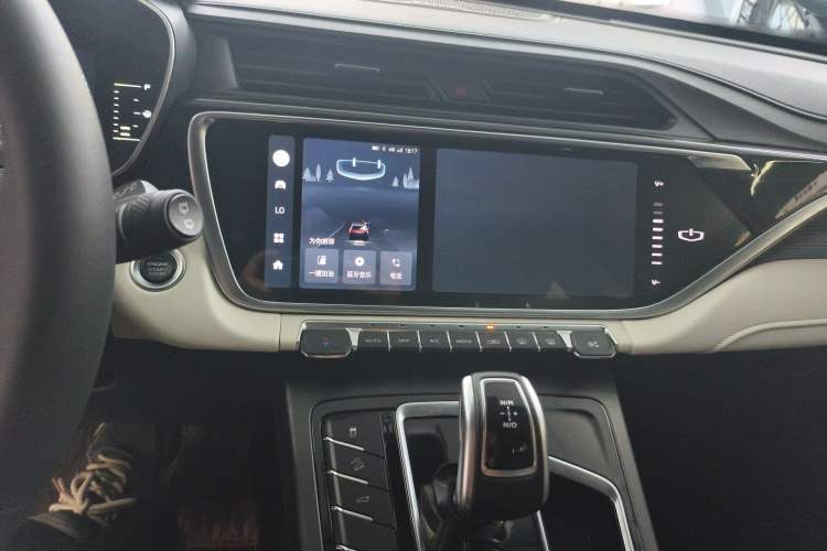 Used Geely Auto Emgrand X7 Sport 2022 Boyue X 1.8TD DCT ZhiZun Edition
