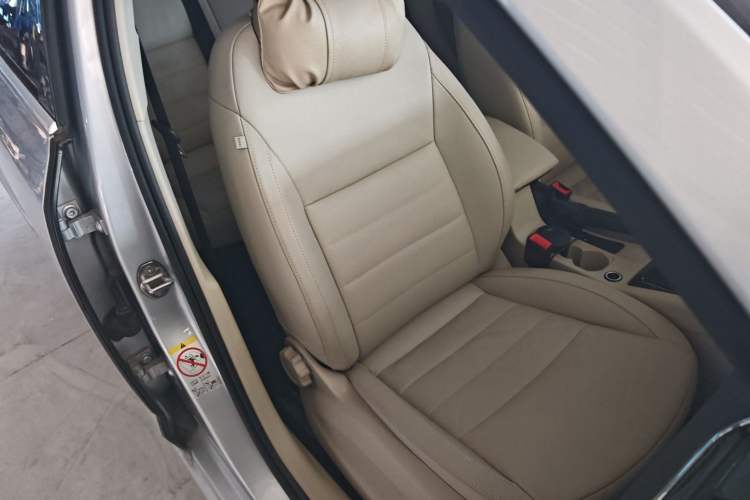 Used Skoda Octavia 2015 1.6L Automatic Yijun Edition
