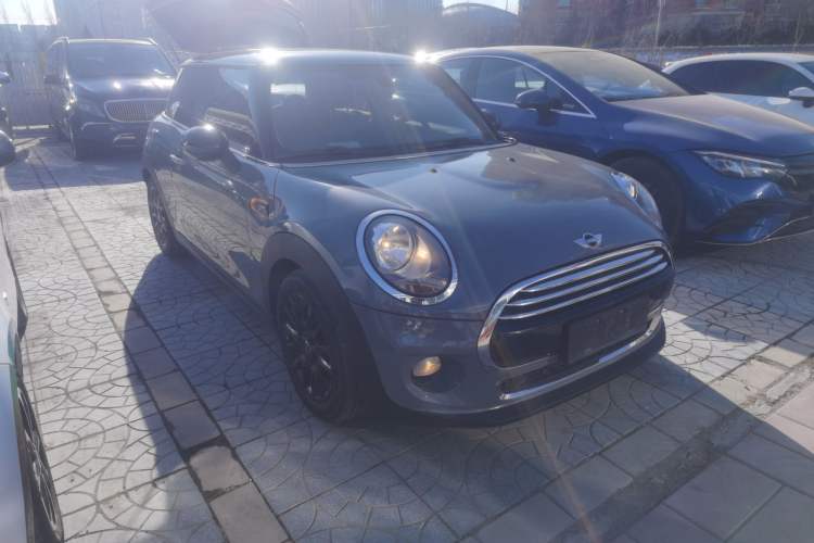 Used  MINI 2016 1.5T COOPER
