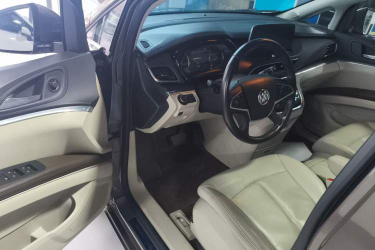 Used Buick GL8 2020 Land Business Class 652T Luxury Model