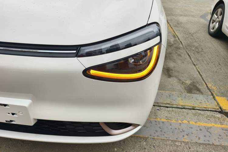 Used Dongfeng NAMMI 01 2024 New Edition 330 Air
