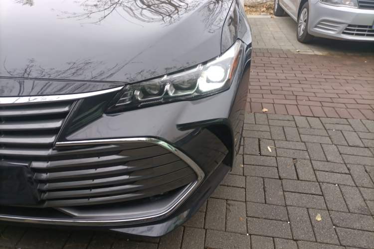 Used Toyota Avalon 2019 2.0L Ambition Edition China VI
