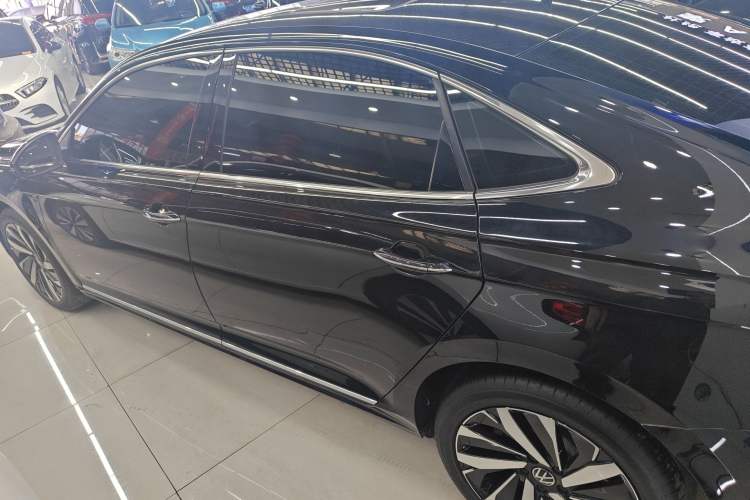 Used Volkswagen Passat 2023 Facelift 330TSI Luxury Edition
