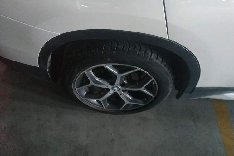 Used BMW X1 2016 sDrive18Li Luxury Model
