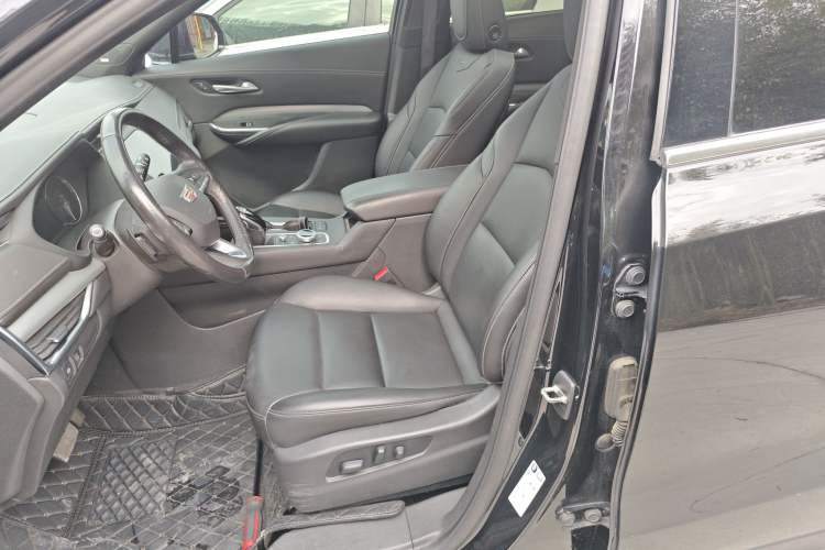 Used Cadillac XT4 2021 28T Two-Wheel Drive Leading Version