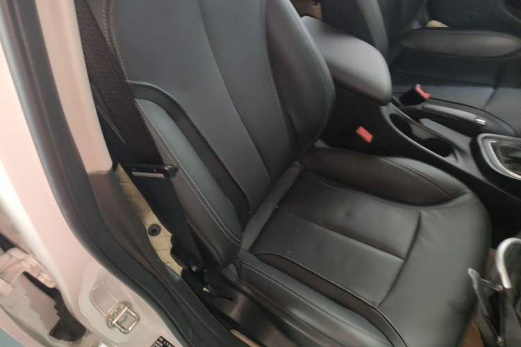 Used Buick Excelle GX 2018 18T Automatic Elite Model