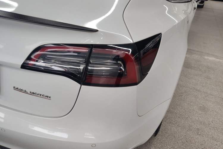 Used Tesla Model 3 2021 Performance High-Performance All-Wheel-Drive Version
