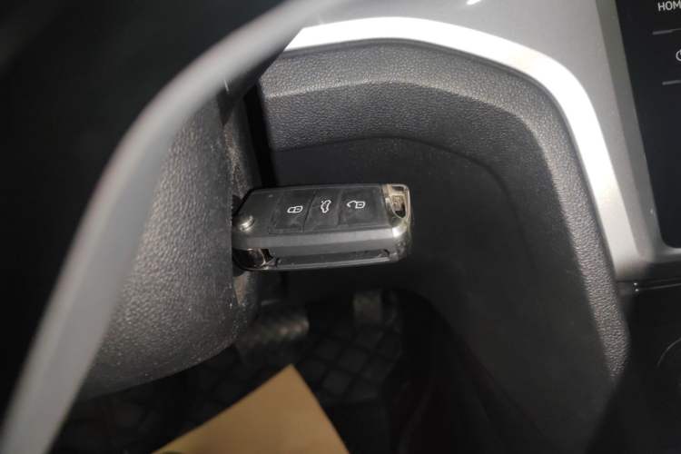 Used Volkswagen Lamando 2021 230TSI DSG Fashion Edition
