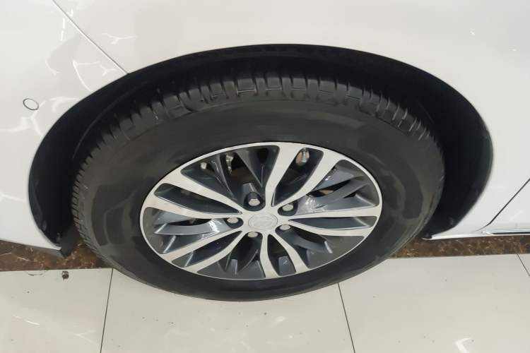 Used Buick GL8 2023 ES Lu Zun Deluxe Model
