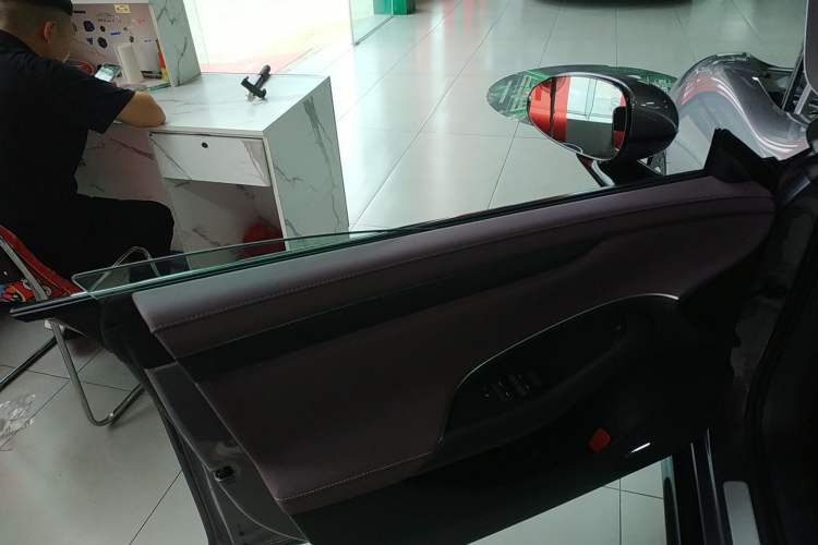 Used  SU7 2024 Rear-Drive Long-Range Intelligent Driving Version
