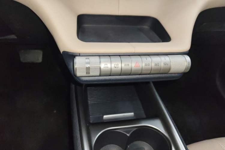 Used BYD Dolphin 2023 420 km Fashion Edition
