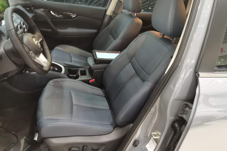 Used Nissan X-Trail 2023 Classic 2.0L Two-Wheel Drive Smart Connect & Comfort Edition
