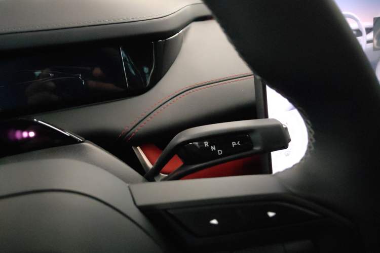 Used  SU7 2024 Rear-Drive Long-Range Intelligent Driving Version
