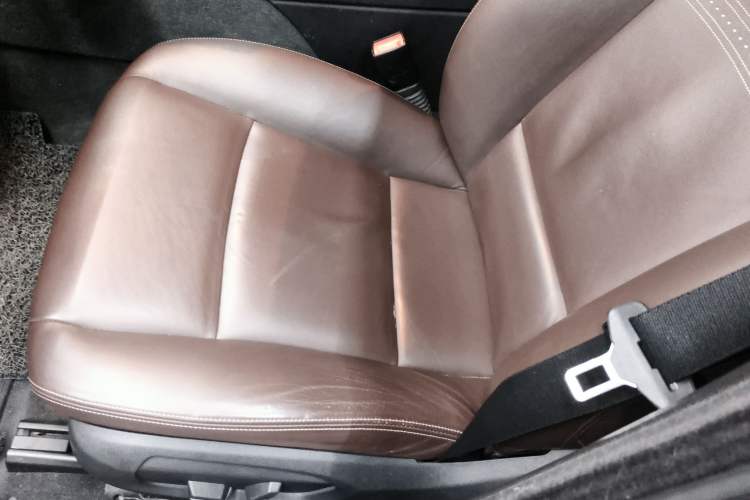 Used BMW 5 Series 2014 525Li Luxury Design Package
