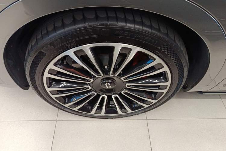 Used Hima AITO M9 2024 Range-Extended Ultra Version 42 kWh 6-Seater Model
