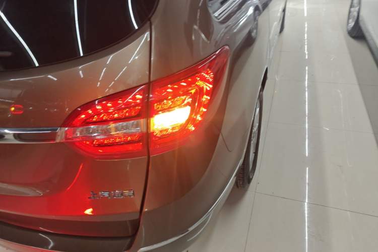 Used Buick GL8 2018 28T Luxury Model China VI Standard