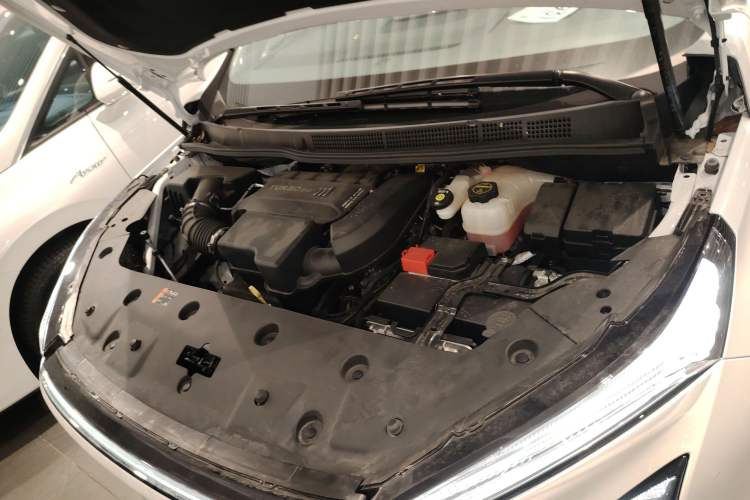 Used Buick GL8 2025 Lu Zun Deluxe Edition