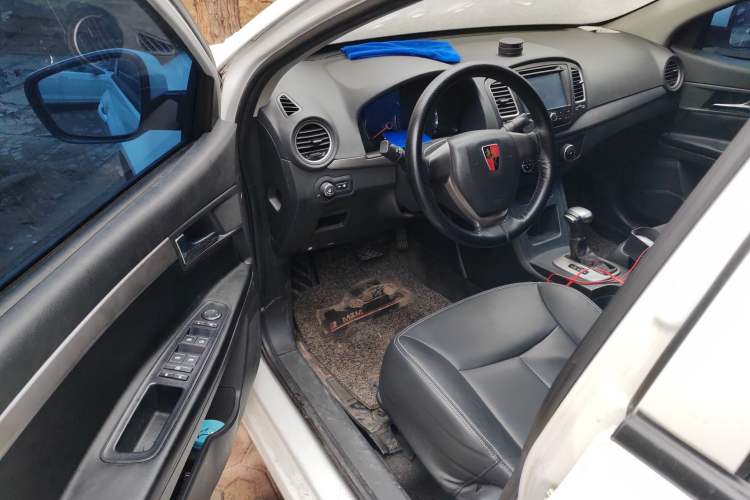 Used Roewe 350 2015 1.5L Automatic Luxury Sunroof Edition
