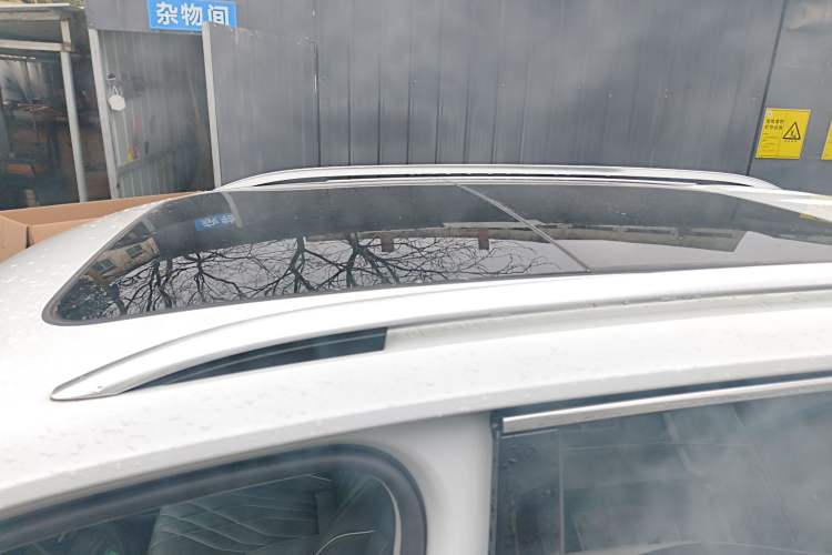 Used Volkswagen Tiguan L 2024 300TSI Automatic Two-Wheel Drive Smart Edition
