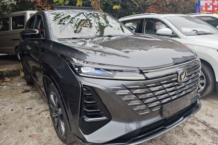 Used Changan CS75 PLUS 2024 3rd Generation Champion Edition 1.5T Intelligent Drive Dynamic Model
