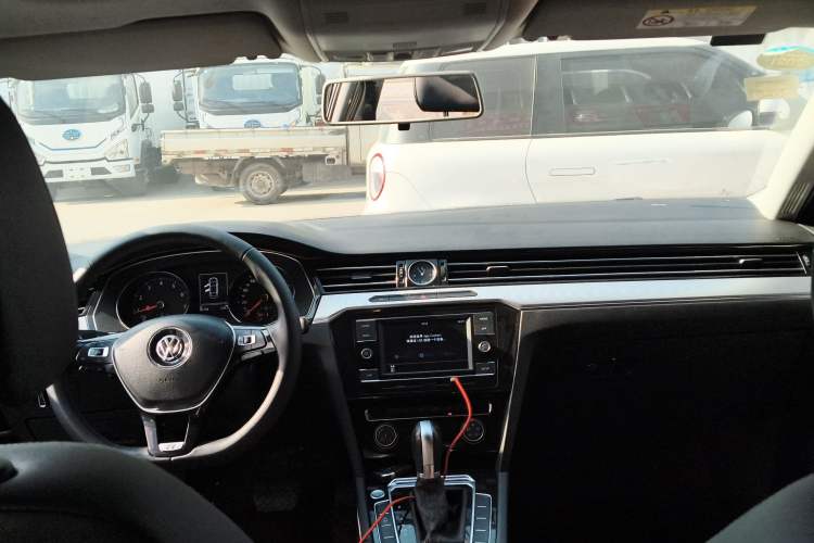 Used Volkswagen Magotan 2018 330TSI DSG Advanced Model
