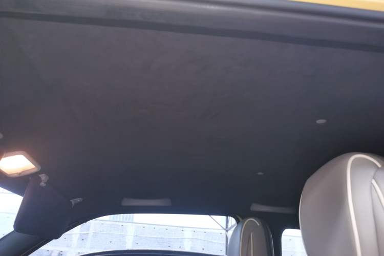 Used Wuling Hongguang MINIEV 2021 Macaron Premium Model – Lithium Iron Phosphate