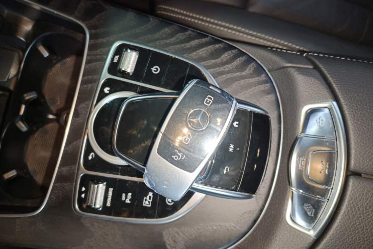 Used Mercedes-Benz E-Class 2021 E 260 Convertible Coupe
