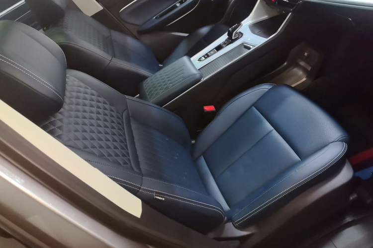 Used Geely Auto Jiajie 2023 Geely Jiaji L 1.5TD DCT Comfort Edition