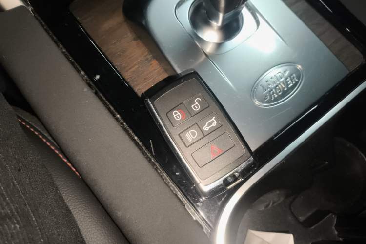 Used Land Rover Discovery Sport 2021 249 PS R-Dynamic S Performance Edition