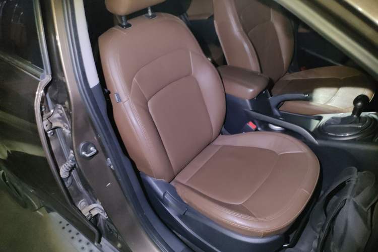 Used Kia Sportage R 2014 2.0L Automatic Two-Wheel Drive GLS Trim
